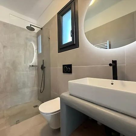 Finoe 4 Bdr With Private Pool Pláka