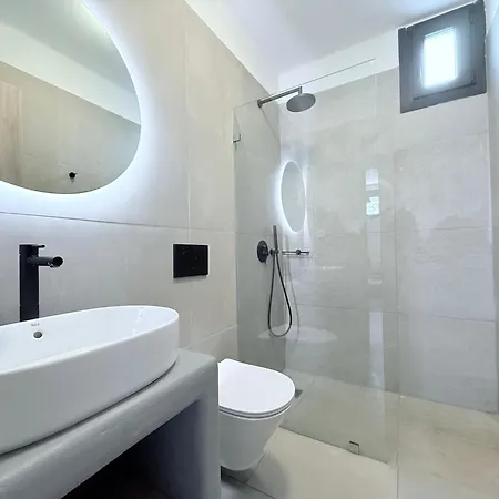 Finoe 4 Bdr With Private Pool Pláka